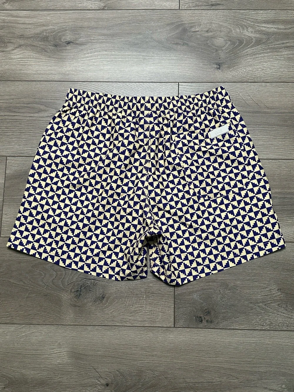OAS Puzzle Print Lined Swim Shorts Tan Navy Blue Size Large